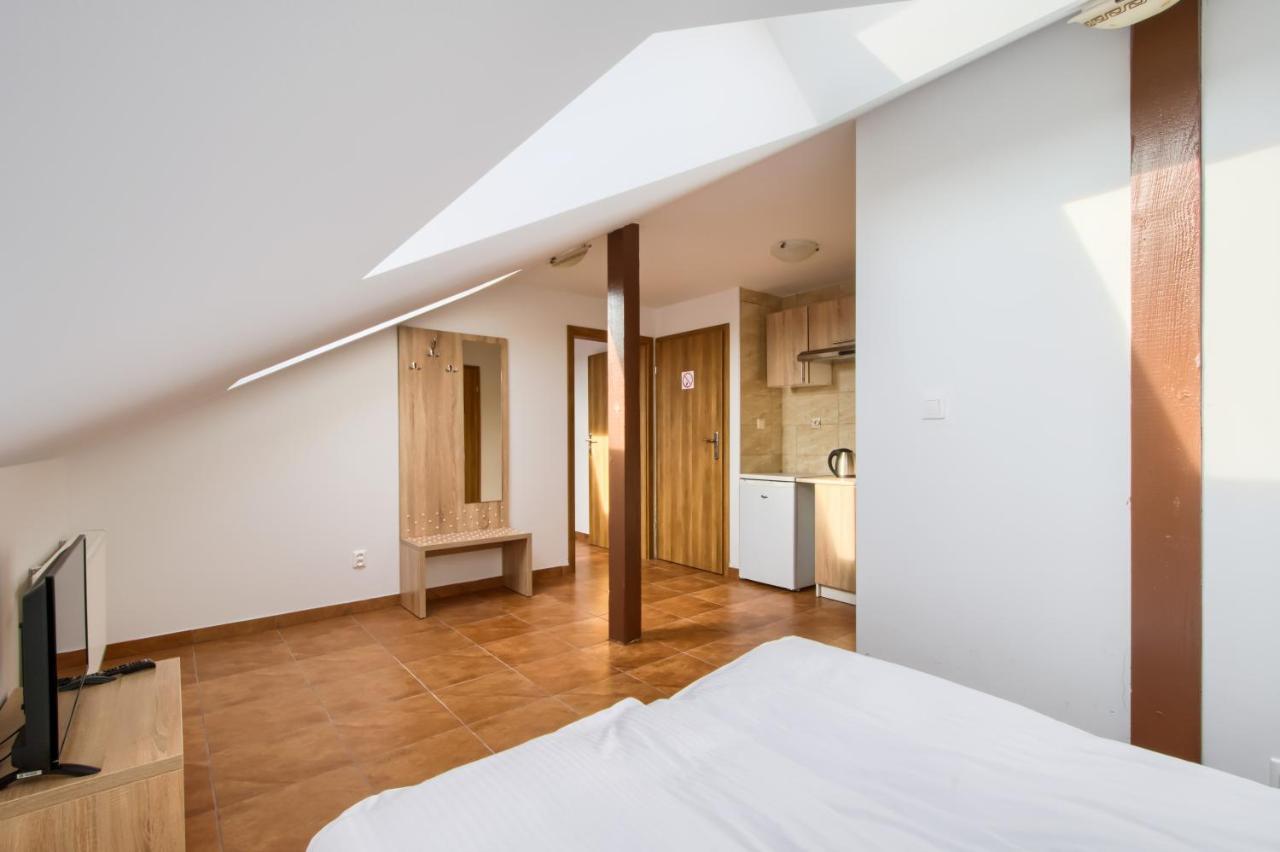 Bed and Breakfast Patra Varsovia Exterior foto